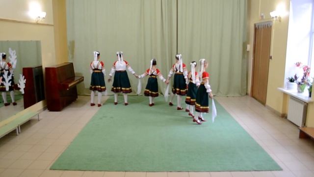 7. Ансамбль народного танца «Забавушка» - «Узоры» - хоровод смотреть онлайн