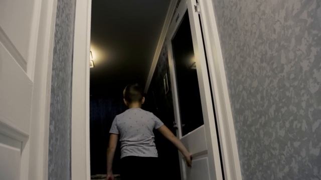 ДВЕРИ РОБЛОКС В РЕАЛЬНОЙ ЖИЗНИ! ПОПАЛ В ИГРУ! (1 серия) СКРИЧ, РАШ И ГЛАЗА! смотреть онлайн