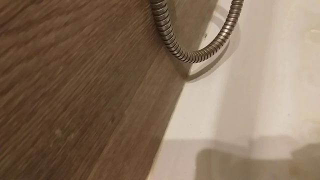 линолеум на стене смотреть онлайн