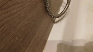 линолеум на стене