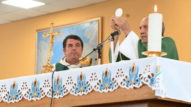 Il ricco sfondato che deve fare un salto di qualità смотреть онлайн