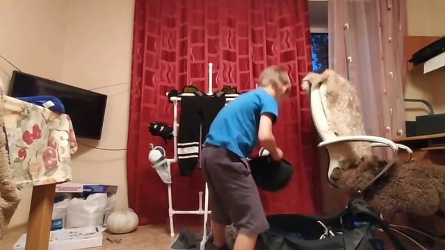 Пособие для начинающего хоккеиста: как вешать форму для просушки смотреть онлайн