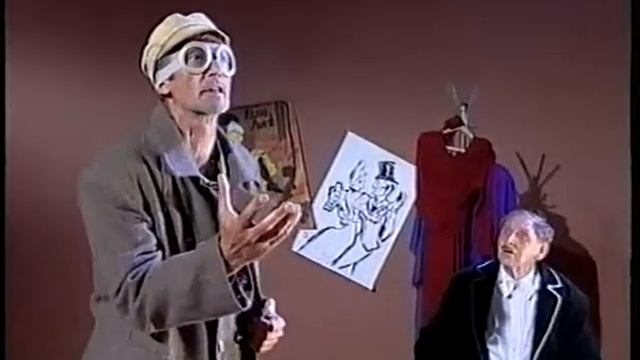 На улице перед дверью смотреть онлайн