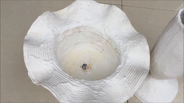 DIY (2 Tips) - AMAZING CRAFT IDEA with CEMENT | Design UNIQUE FLOWER POTS For Garden смотреть онлайн