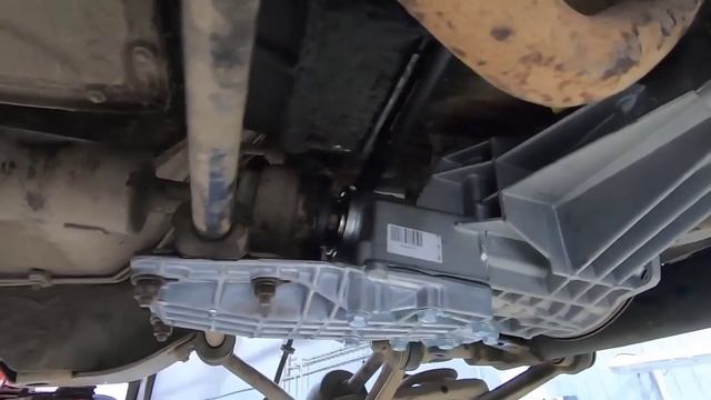 Замена редуктора переднего моста, рулевых наконечников и привода на автомобиле Chevrolet Niva смотреть онлайн