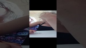 Лиза рисует