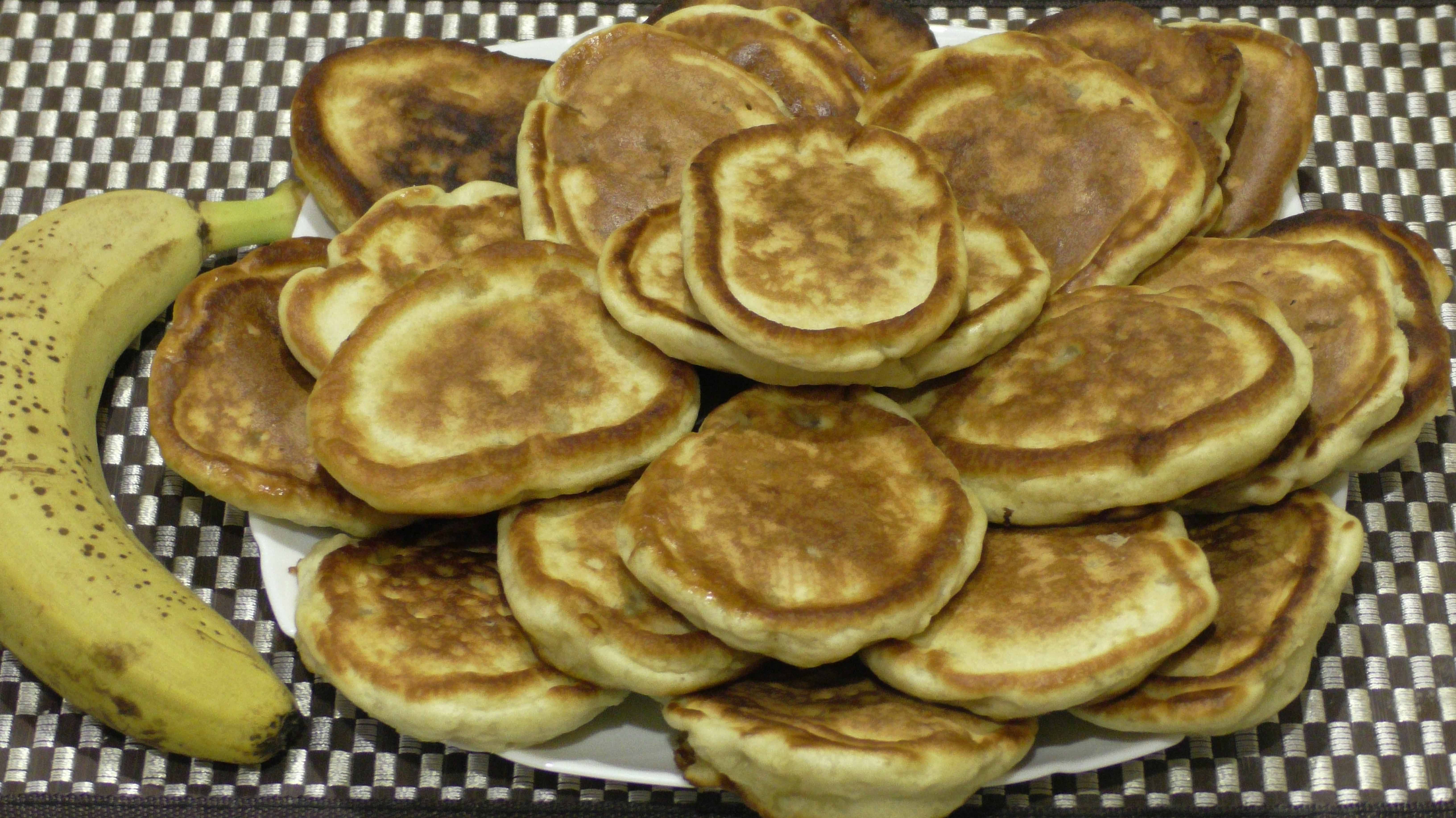 Банановые оладушки на кефире по любимому рецепту моей внучки. Пышно, быстро, ароматно и вкусно! смотреть онлайн