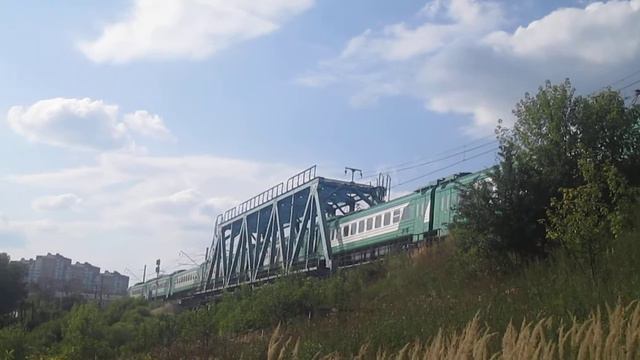 Электропоезд ЭД4М-0451 Экспресс-ЦППК Мост через реку Нара Наро-Фоминск 11.08.2014 смотреть онлайн