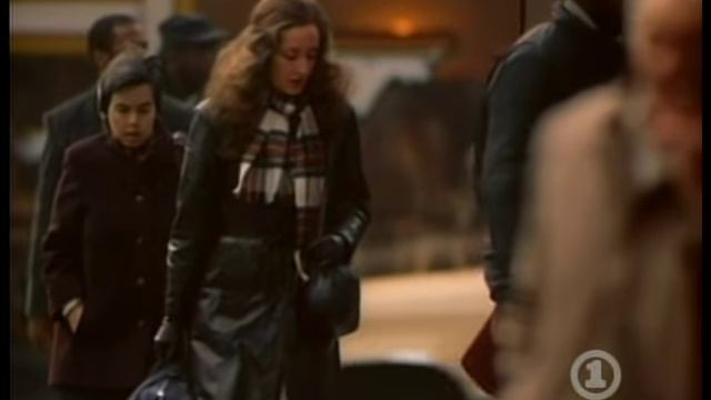 Foreigner - 'I Want To Know What Love Is' [Official Music Video]-(480p30).webm смотреть онлайн