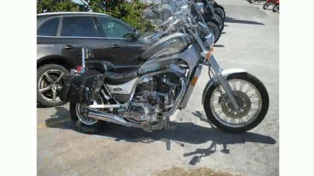 2004 Suzuki Intruder 800 Walkaround and Info смотреть онлайн