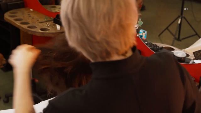 Как СТИЛЬНО укладывать мужскую стрижку? | ®️ Удлиненная стрижка в азиатском стиле смотреть онлайн