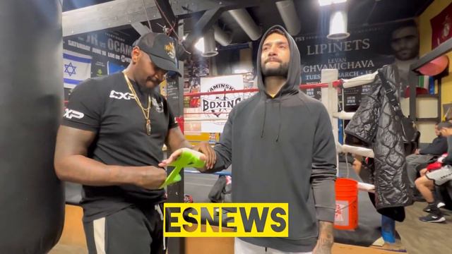 DEONTAY WILDER COACH MALIK SCOTT TO COACH TEMPER VS KSI ESNEWS BOXING смотреть онлайн