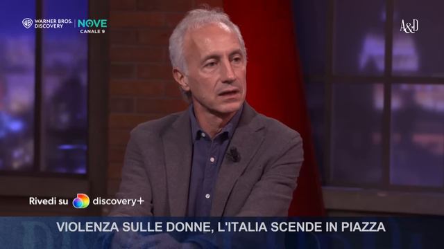 Marco Travaglio e Vasco Rossi parlano di Femminicidio смотреть онлайн