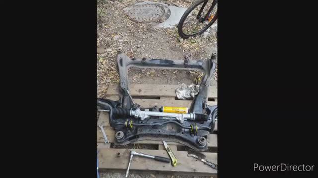 Как снять подрамник Nissan x-trail T31 без подъёмника и эстакады. смотреть онлайн