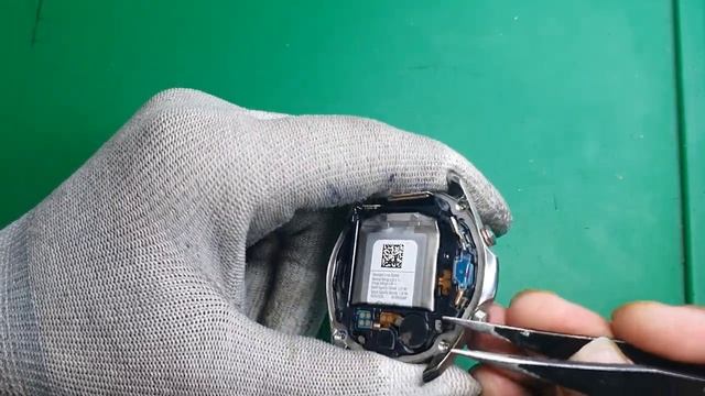 Samsung galaxy watch 3 часы ремонт полный разбор снять дисплей, аккумулятор смотреть онлайн