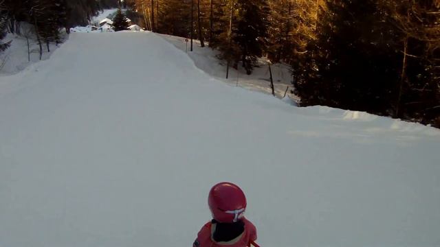 Jessica's first red run смотреть онлайн