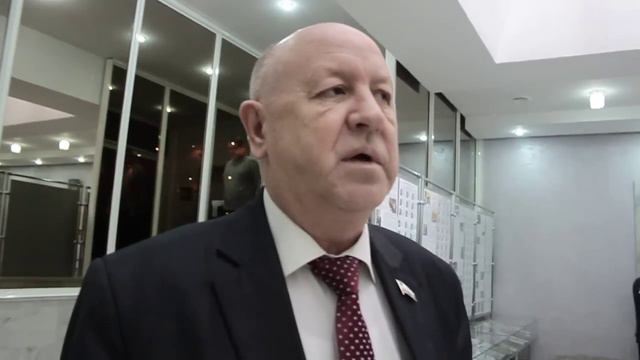 В Саратовскую область с проверкой едут аудиторы Счетной палаты РФ смотреть онлайн