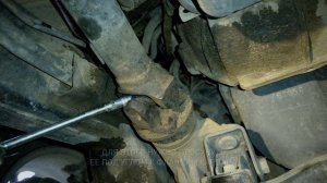 Шприцевание крестовин карданов на Pajero Sport II