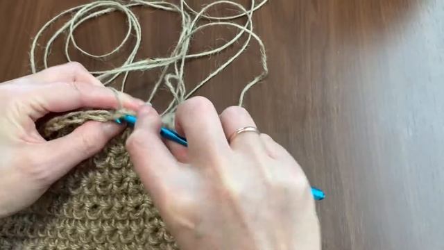 Коврик-сердечко из джутовой нити крючком смотреть онлайн