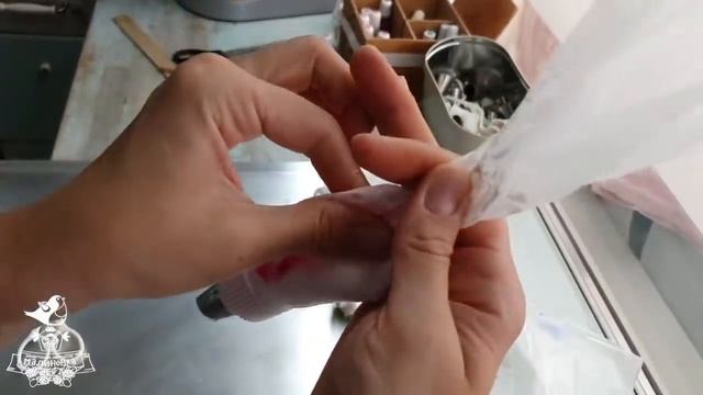 Пионы из белкового крема. Делаем пионы и украшаем торт. БЗК. Белково-заварной крем смотреть онлайн