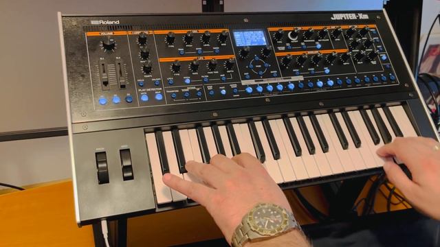 Marš Na Drinu & Rains Of Castamere - Roland Jupiter Xm смотреть онлайн