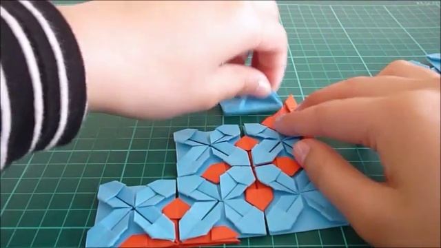 Origami How-to: Assembling a placemat смотреть онлайн