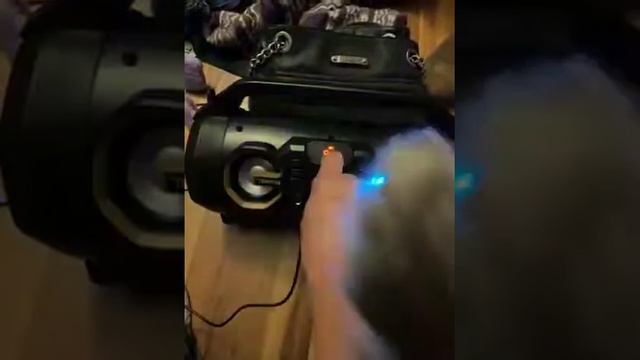 TENMIYA Bluetooth Speakers, 30W Portable Bluetooth Boombox with Subwoofer, FM Radio, RGB Colorful L смотреть онлайн