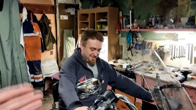 Серёга "Дорога": про зимовку, ремонт и обслуживание своего Harley-Davidson Sportster 883 смотреть онлайн