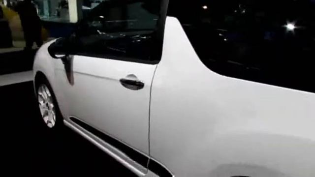 2014 Citroen DS3 Cabrio смотреть онлайн