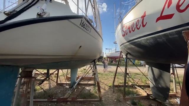 Что купить в самой большой марине западной Греции. Benetau Oceanis 320. 34 футового спорт-круизера. смотреть онлайн