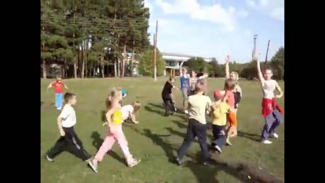 Весёлые старты в летнем лагере смотреть онлайн