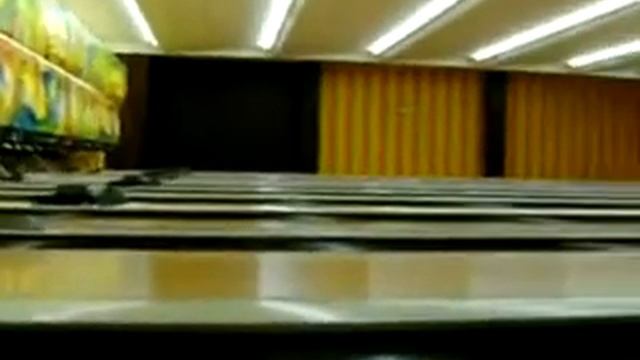 Обратная сторона боулинга The reverse side of bowling смотреть онлайн