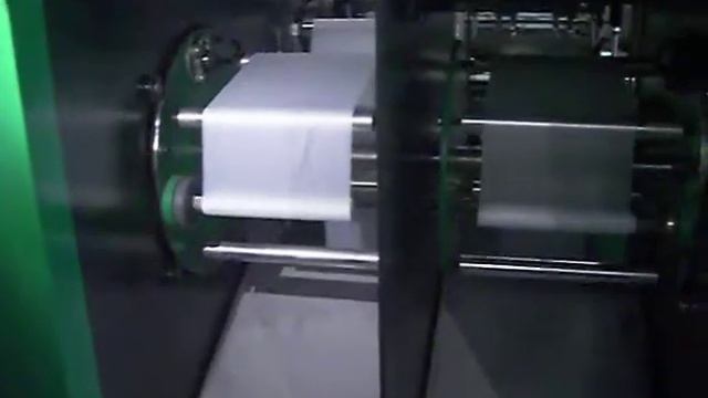 Пакетосварочная машина с автоматической сменой рулонов для пакетов типа фасовка и мусорных пакетов смотреть онлайн