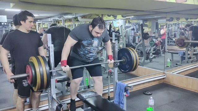 Жим штанги лёжа 190кг и попытка пожать 200кг в натураху смотреть онлайн