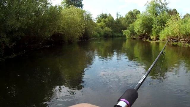Рыбалка в июне на Смоленщине, часть 2! Сплав на лодке со спиннингом по реке Угра 2019! смотреть онлайн