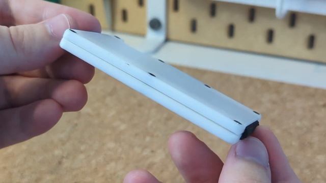 Minimalist Wallets Are Expensive – So I 3D Printed One смотреть онлайн