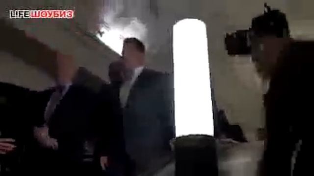 Шварценеггер в московском метро смотреть онлайн