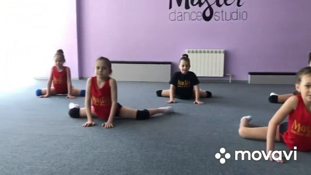Студия танца Мастер г.Белгород. Партерная гимнастика, нарезка. смотреть онлайн