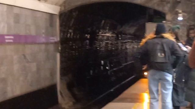 Прибытие номерного пришельца на станцию Адмиралтейская смотреть онлайн