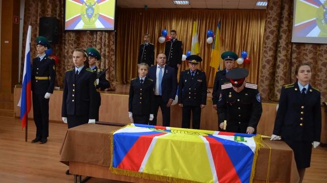 Прикрепление знамени к древку СШ 18 г.Невинномысск смотреть онлайн