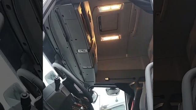 New 2023 Renault T 520 4X2 Tractorhead | Trucks Market смотреть онлайн