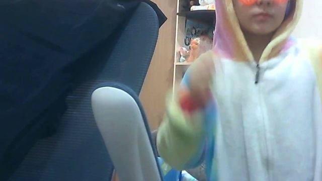 Танцы в лазерном смотреть онлайн