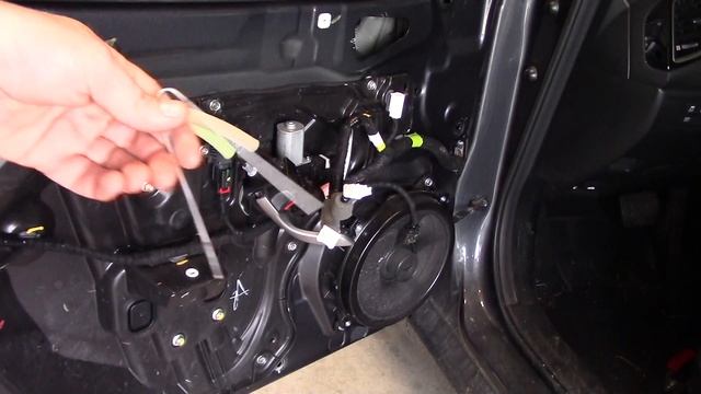 Mazda 3 side mirror replacement (2014-2016) смотреть онлайн