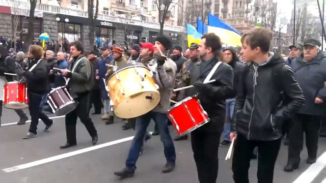 Майдан. Барабани. Движение протестующих 2013!!! смотреть онлайн