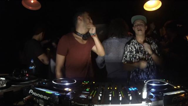 Dude Skywalker Boiler Room Miami x III Points Festival Mix смотреть онлайн