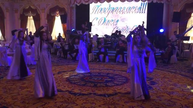 Азербайджанская свадьба - Азербайджанские танцы смотреть онлайн