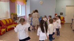 Занятие по познавательному развитию в средней группе. воспитатель Исакова М.М.