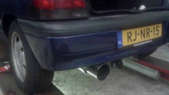Sportuitlaat Renault Clio 1.4 RTi смотреть онлайн