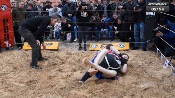 Боевой Гном в Боях Без Правил