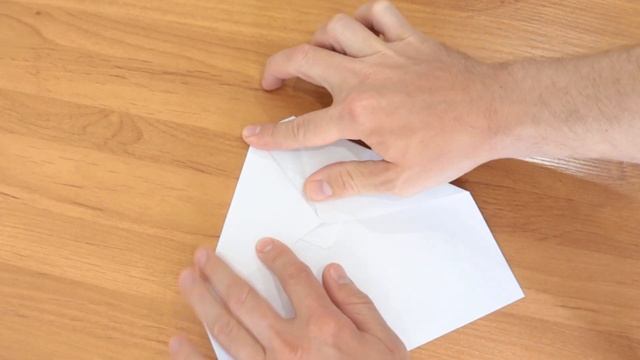 Далеко летающий Самолет из бумаги смотреть онлайн